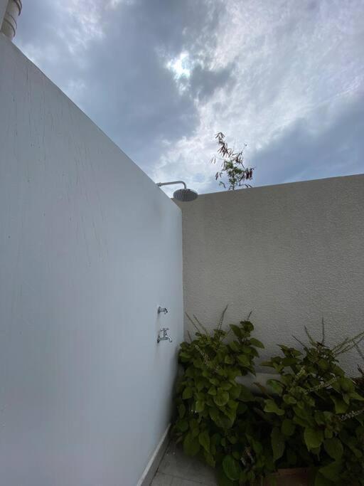 Sandstone Apartment A Walk To The Beach Flic en Flac Exterior photo
