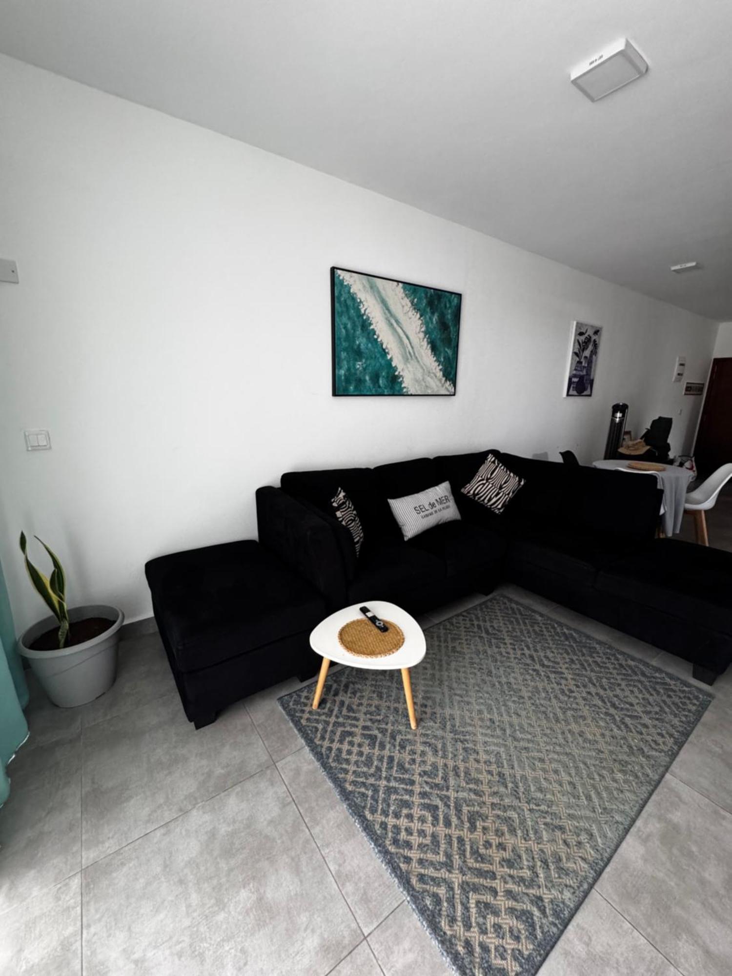 Sandstone Apartment A Walk To The Beach Flic en Flac Exterior photo